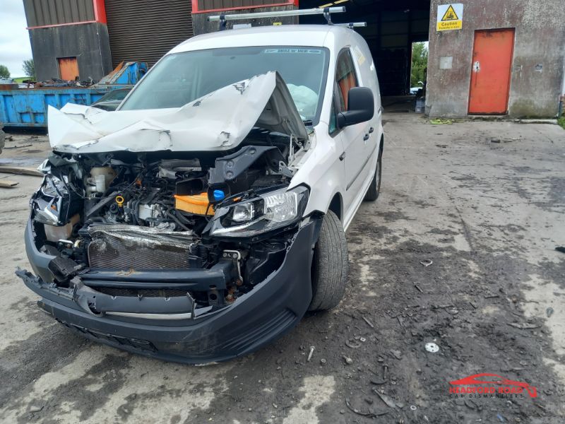 2018 VOLKSWAGEN CADDY PV TDI 75HP MANUAL 5SPEED 5DR for breaking
