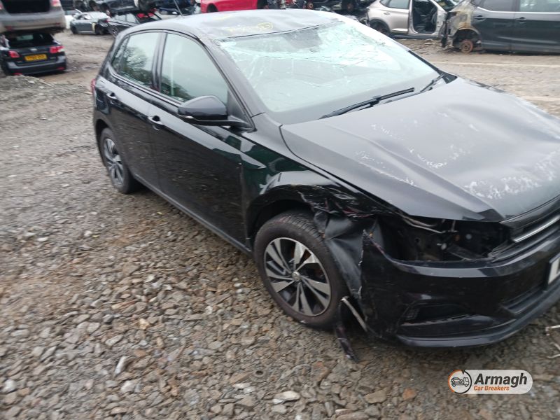 2018 VOLKSWAGEN POLO SE TSI for breaking
