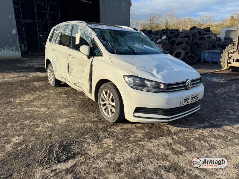 2018 VOLKSWAGEN TOURAN SE FAMILY TDI S-A for breaking