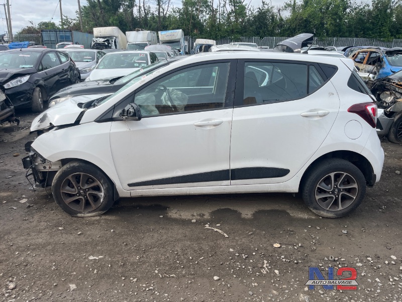 2019 HYUNDAI I10 1.0 DELUXE 65BHP 5DR for breaking