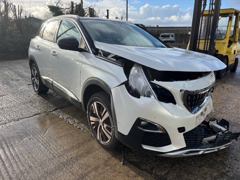2019 PEUGEOT 3008 1.5 BHDI ALLURE 130BHP 5DR for breaking