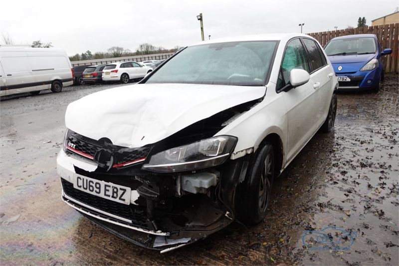 2020 VOLKSWAGEN GOLF MATCH TDI for breaking