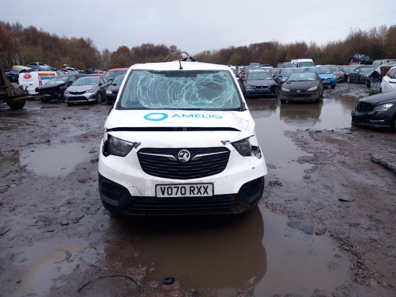 2021 OPEL COMBO VAUXHALL 2300 DYNAMICS TD for breaking
