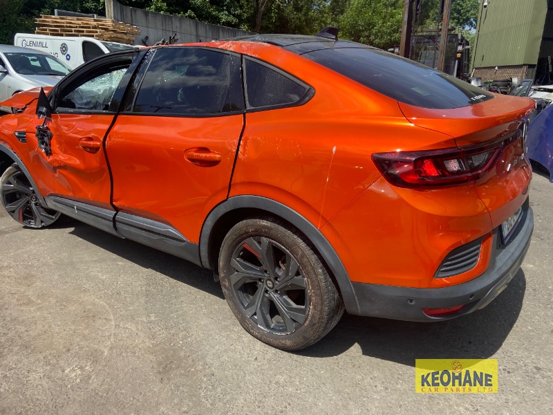 2021 RENAULT ARKANA E-TECH / R.S. LINE HYBRID 145 AU for breaking