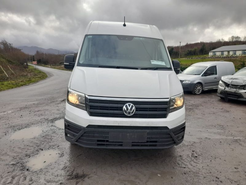 2021 VOLKSWAGEN CRAFTER T 30 MWB 140HP MANUAL 6SPEED FWD 5DR for breaking