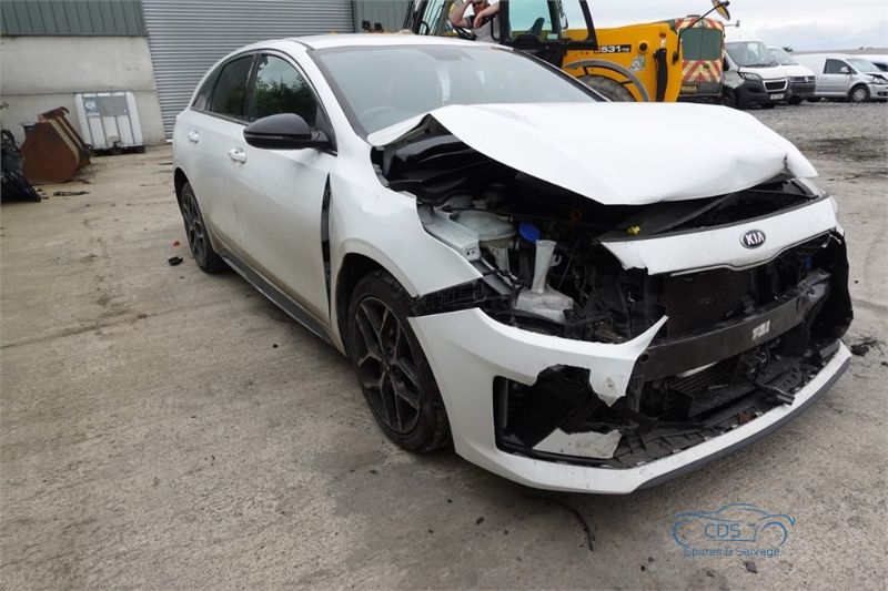 2022 KIA PROCEED GT-LINE ISG for breaking