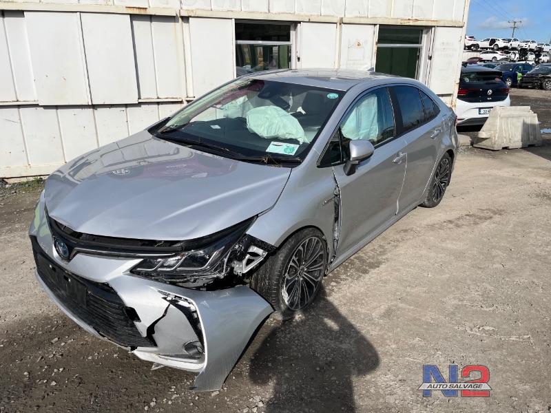 2022 TOYOTA COROLLA HYBRID LUNA SP SPORT 4DR for breaking