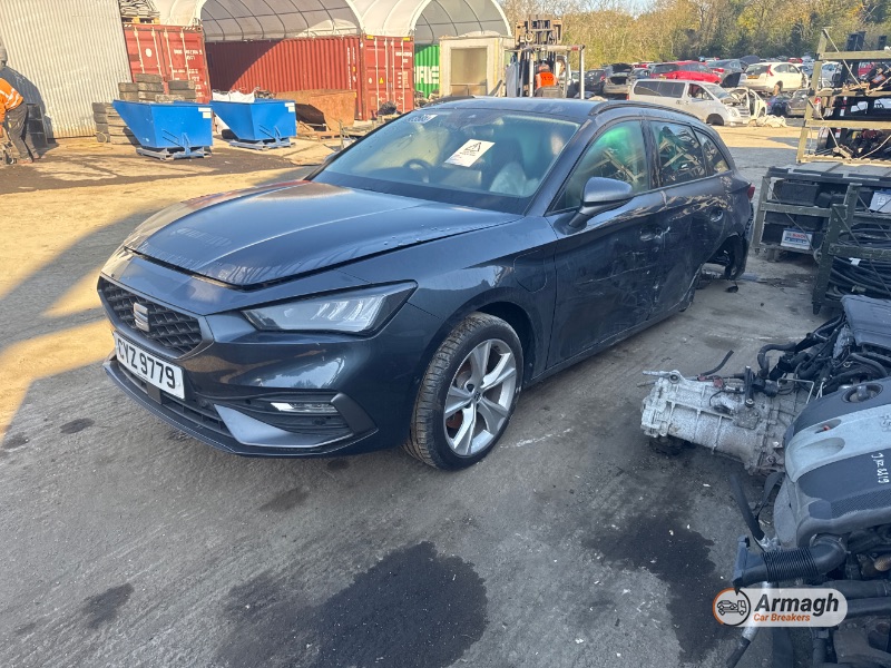 2024 SEAT/CUPRA LEON FR PHEV S-A for breaking