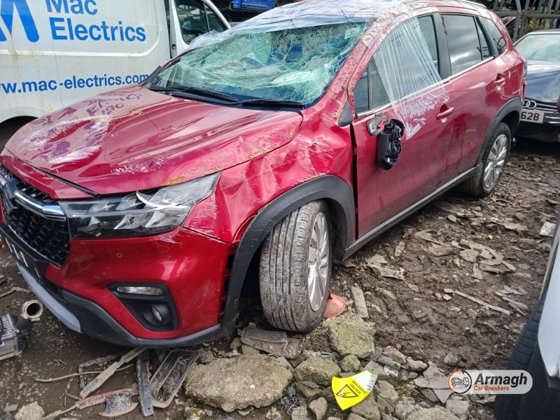 2024 SUZUKI SX4 S-CROSS MOTION B-JET MHEV for breaking