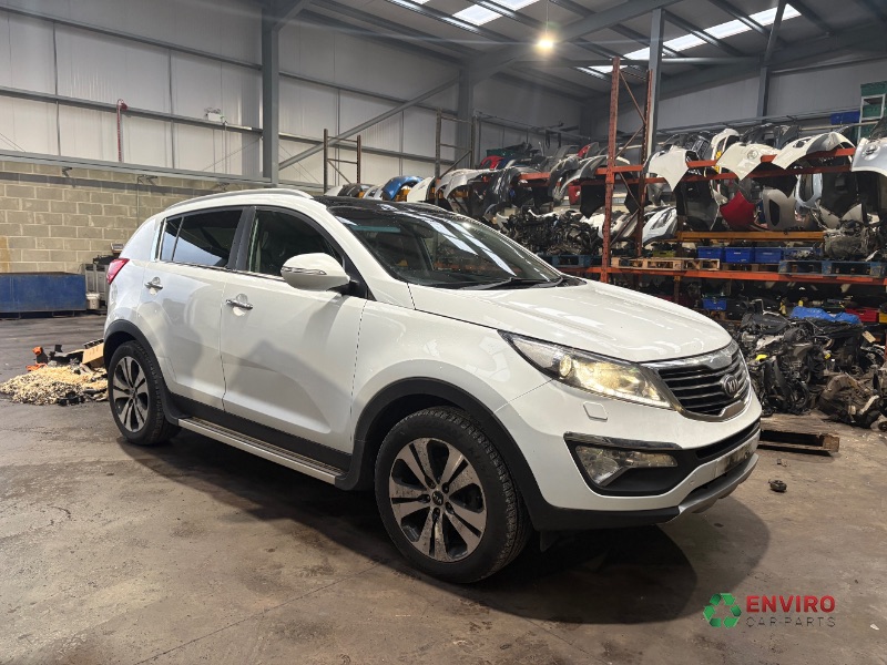 2013 KIA SPORTAGE 3 SATELLITE NAV CRDI for breaking 2013 KIA SPORTAGE 3 SATELLITE NAV CRDI for breaking