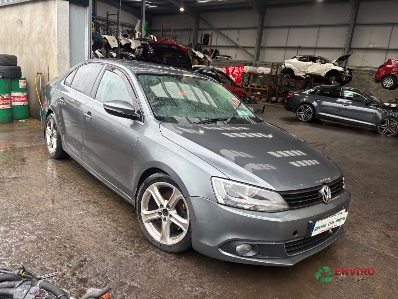 2012 VOLKSWAGEN JETTA HIGHLINE 1.6 TDI MANUAL 6SPEED FWD 105BHP 4DR for breaking 2012 VOLKSWAGEN JETTA HIGHLINE 1.6 TDI MANUAL 6SPEED FWD 105BHP 4DR for breaking