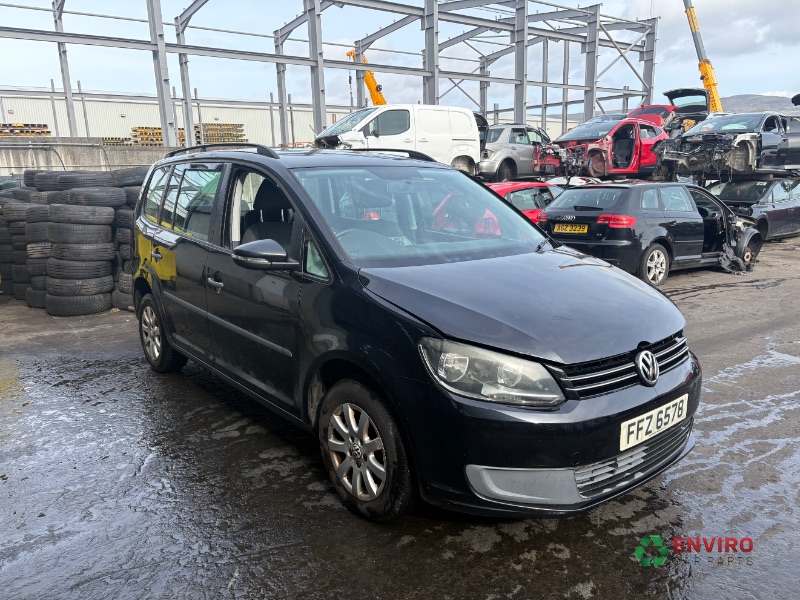 2011 VOLKSWAGEN TOURAN S TDI 106 for breaking 2011 VOLKSWAGEN TOURAN S TDI 106 for breaking