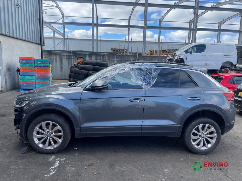2025 VOLKSWAGEN T-ROC MATCH TSI for breaking 2025 VOLKSWAGEN T-ROC MATCH TSI for breaking