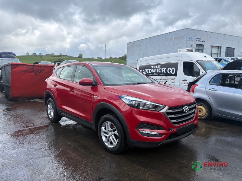2017 HYUNDAI TUCSON TL BLUE 2WD CRDI SDRIVE for breaking 2017 HYUNDAI TUCSON TL BLUE 2WD CRDI SDRIVE for breaking