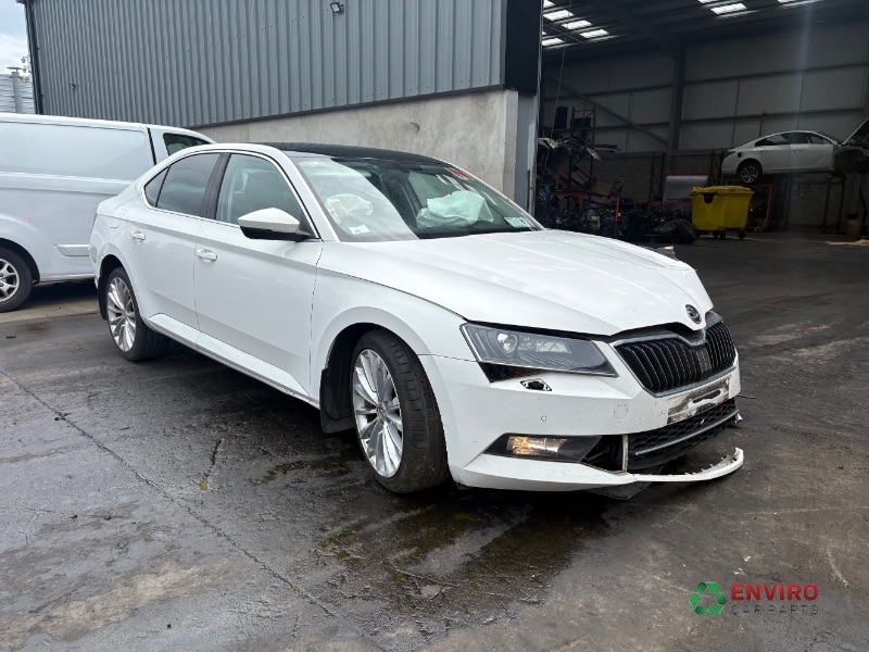 2016 SKODA SUPERB STYLE 1.6 TDI 120BHP DSG 4DR AUTO for breaking 2016 SKODA SUPERB STYLE 1.6 TDI 120BHP DSG 4DR AUTO for breaking