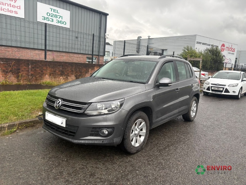 2015 VOLKSWAGEN TIGUAN for breaking 2015 VOLKSWAGEN TIGUAN for breaking